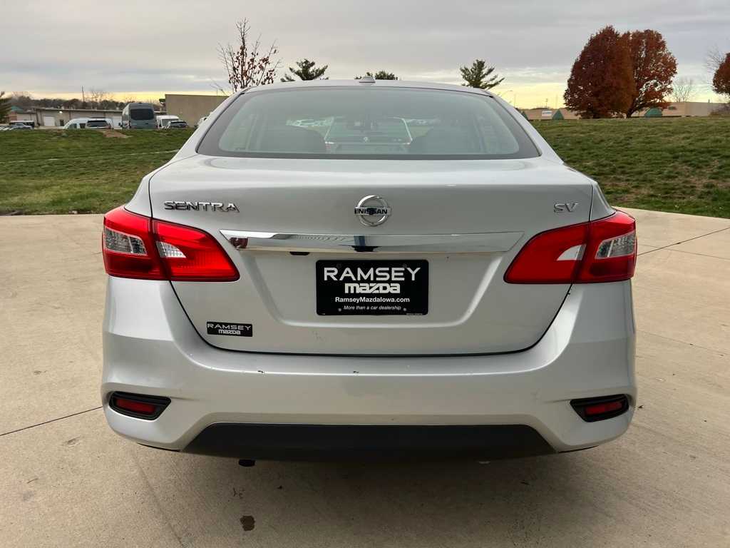 Thumbnail: 2017 Nissan Sentra - 5