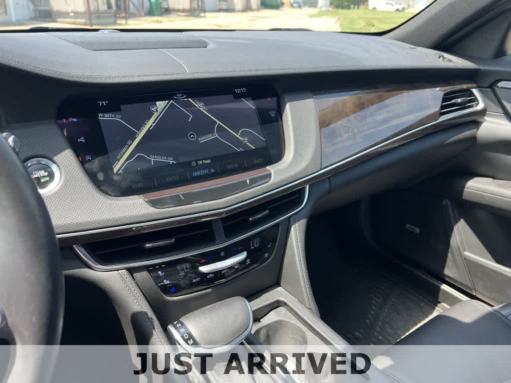 Thumbnail: 2017 Cadillac CT6 - 28