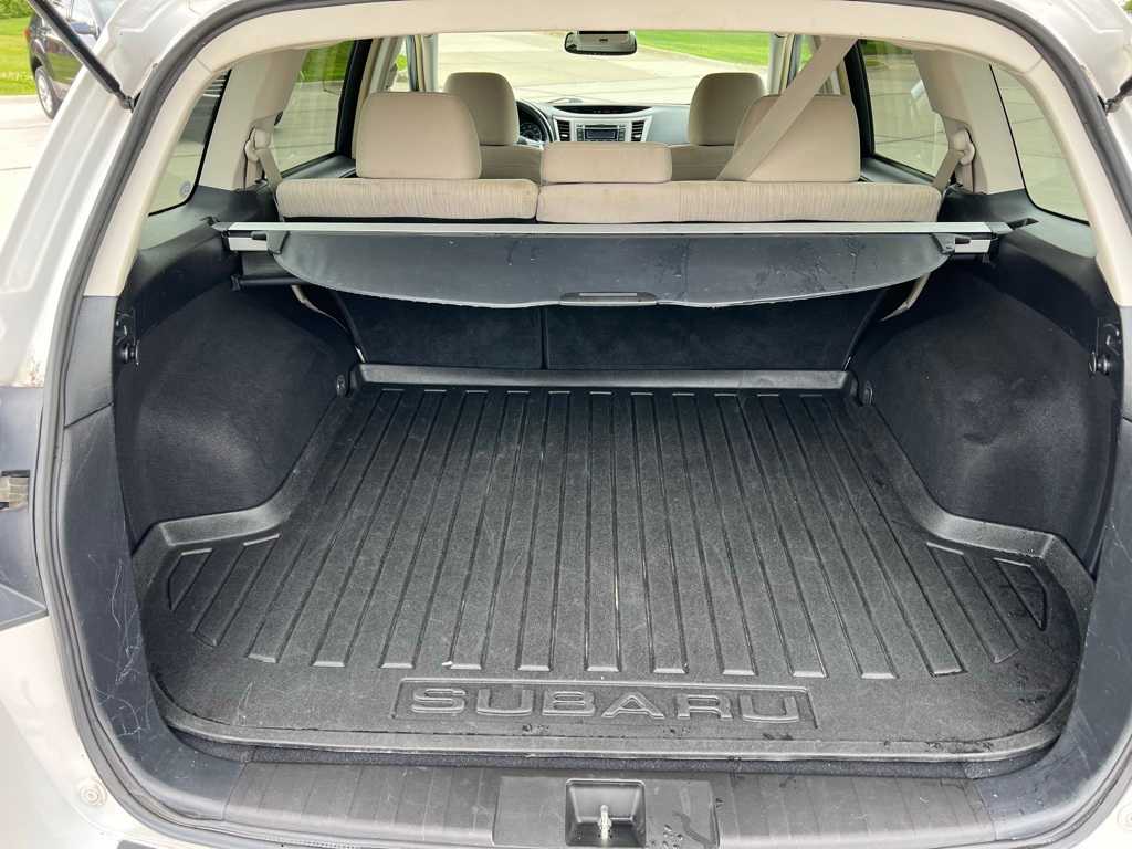 Thumbnail: 2013 Subaru Outback - 19