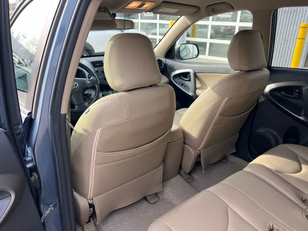 Thumbnail: 2010 Toyota RAV4 - 15