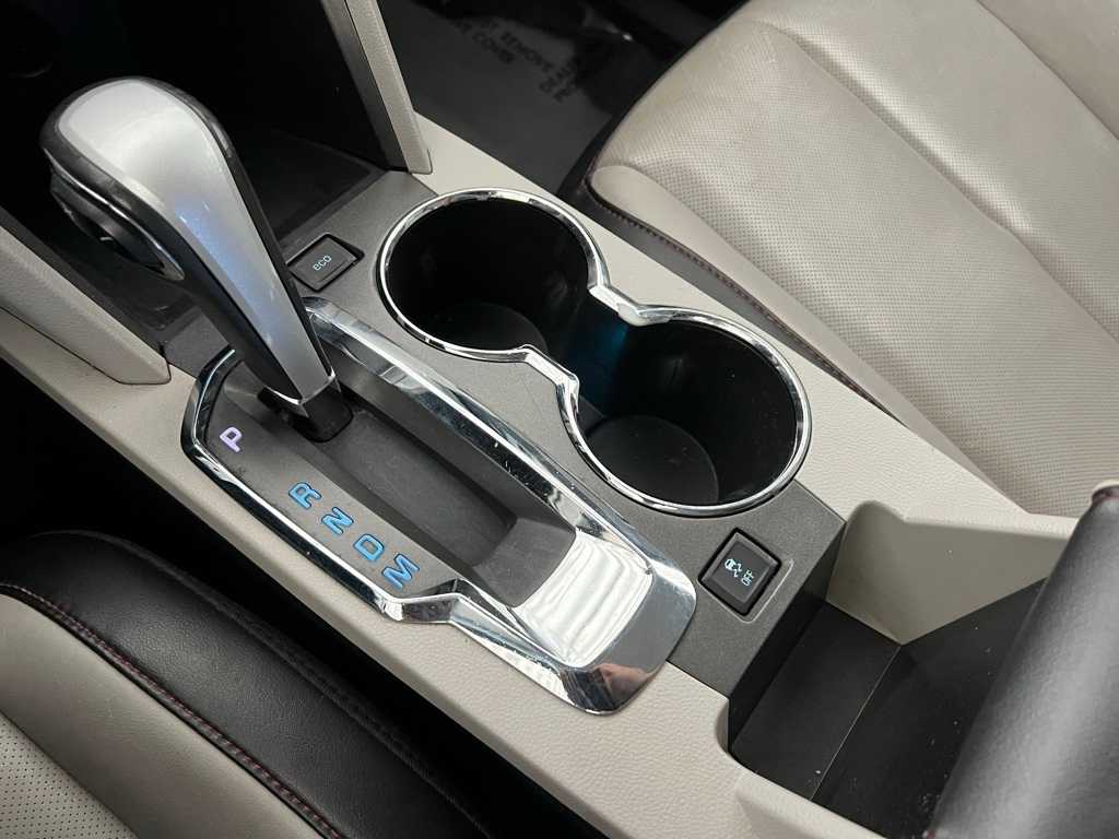 Thumbnail: 2011 Chevrolet Equinox - 30