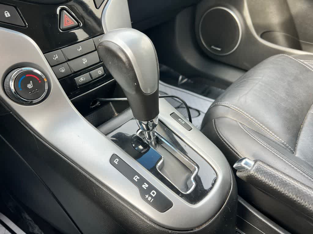 Thumbnail: 2011 Chevrolet Cruze - 30