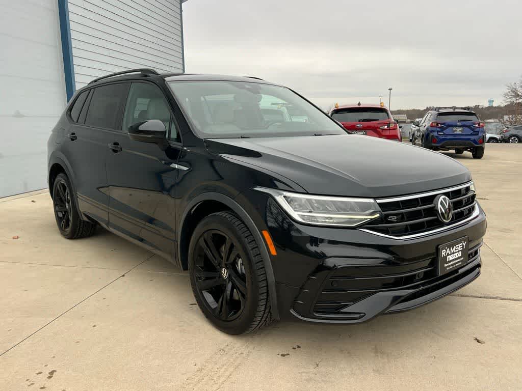 Thumbnail: 2023 Volkswagen Tiguan - 8