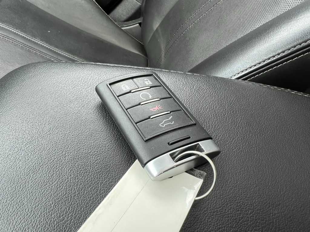 Thumbnail: 2013 Cadillac SRX - 30