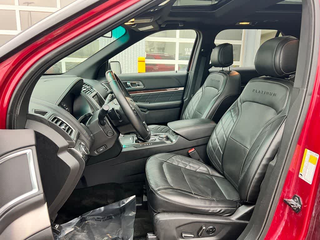 Thumbnail: 2016 Ford Explorer - 17