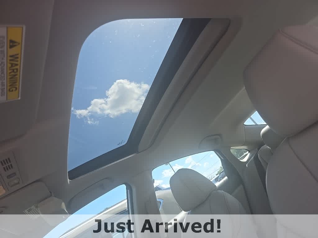 Thumbnail: 2019 Honda Insight - 6