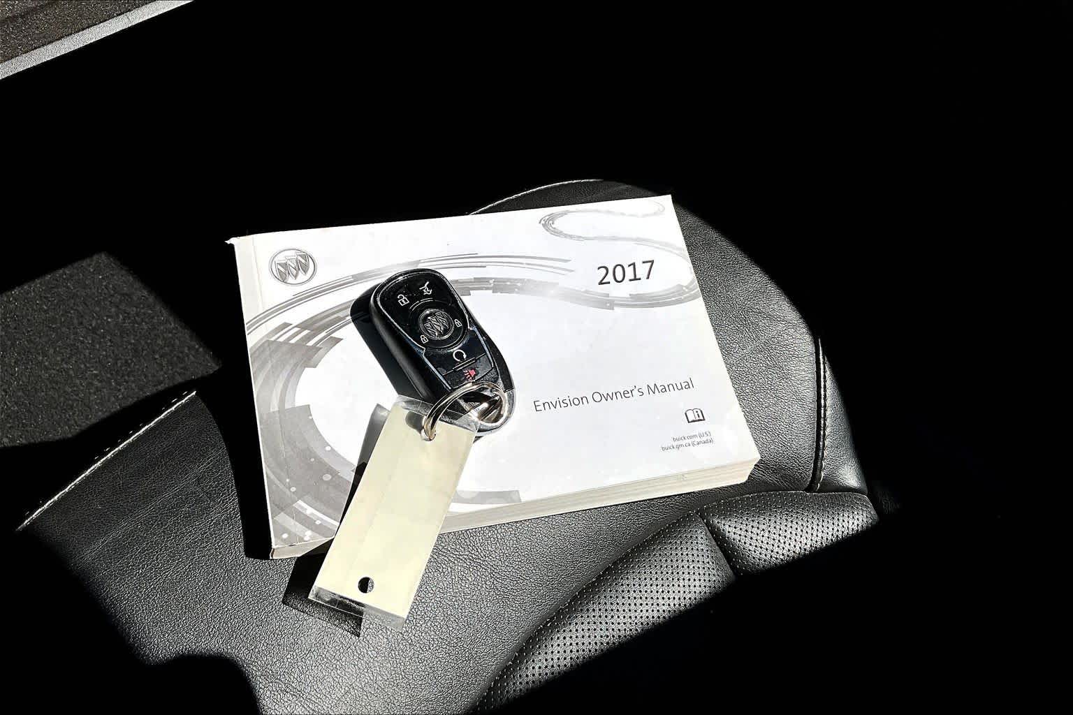 Thumbnail: 2017 Buick Envision - 10