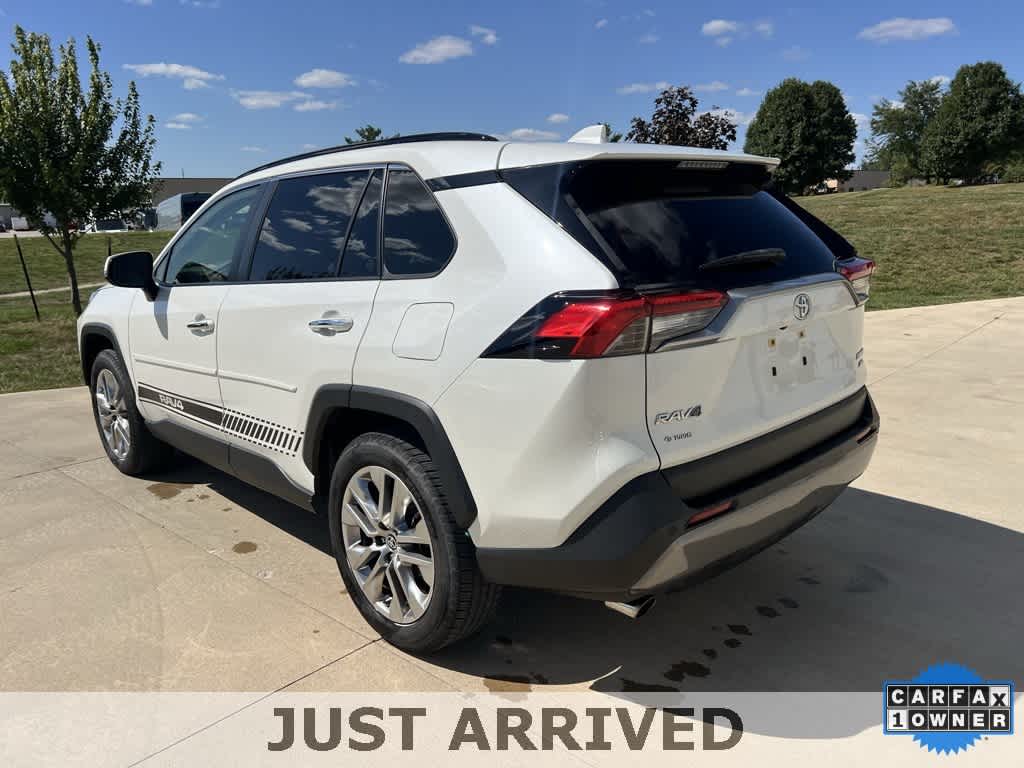 Thumbnail: 2020 Toyota RAV4 - 8