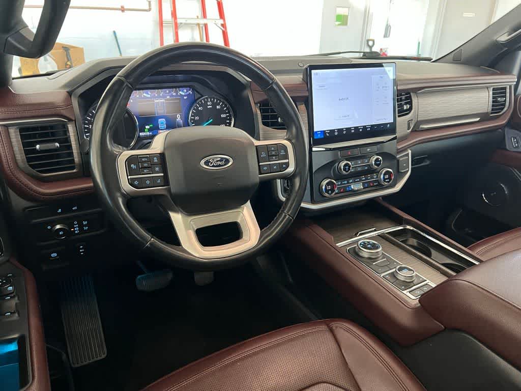 Thumbnail: 2022 Ford Expedition - 14