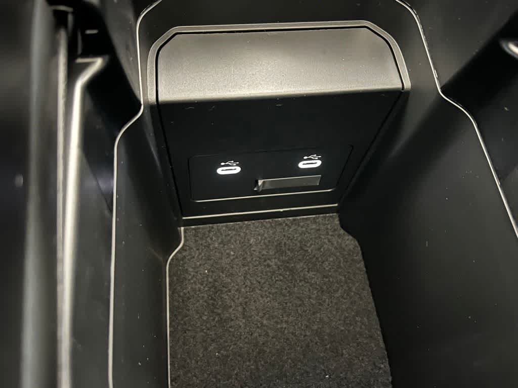 Thumbnail: 2025 Mazda CX-50 - 32