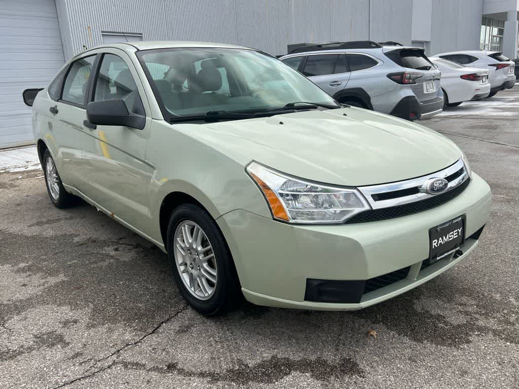 Thumbnail: 2010 Ford Focus - 8