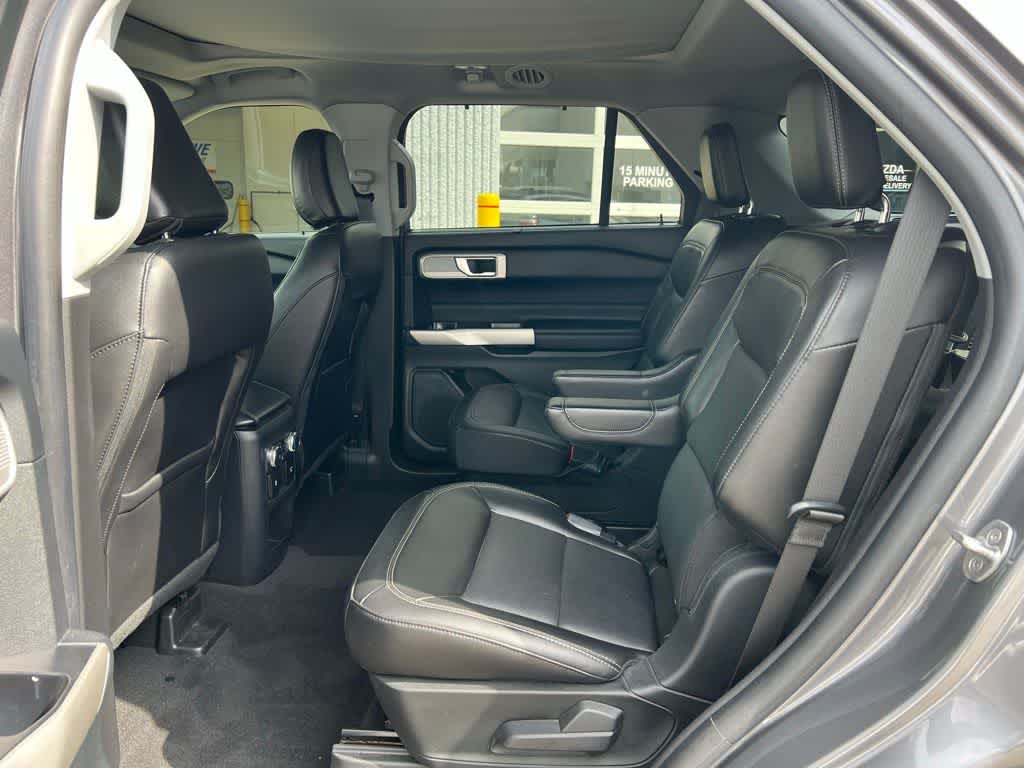 Thumbnail: 2021 Ford Explorer - 16