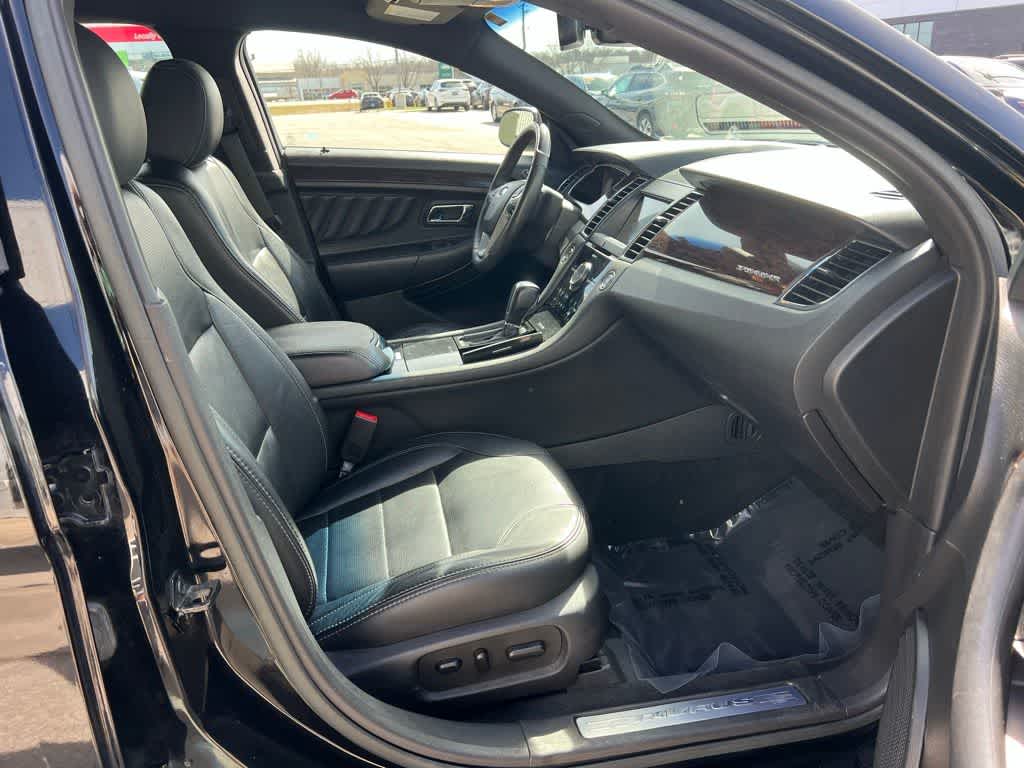 Thumbnail: 2017 Ford Taurus - 26