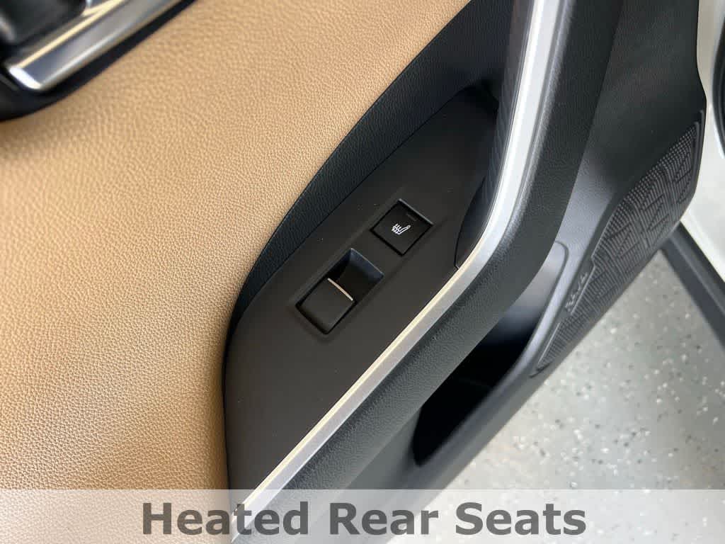 Thumbnail: 2020 Toyota RAV4 - 26