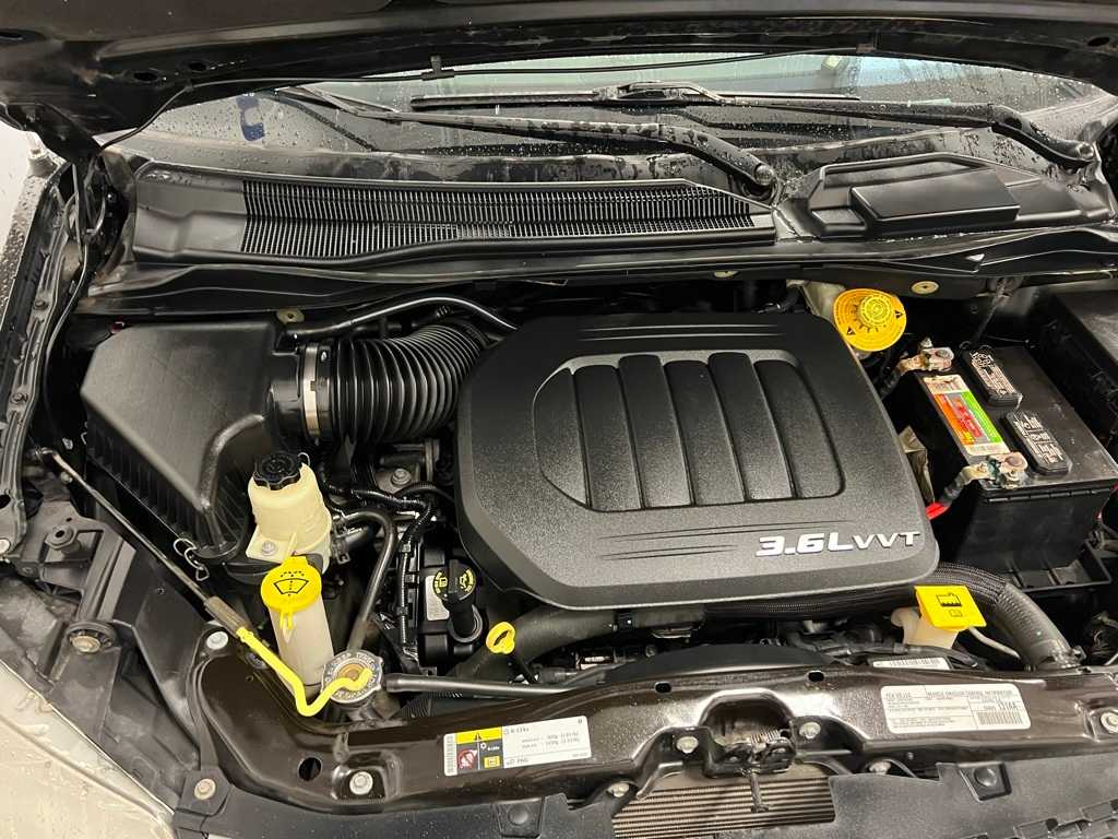 Thumbnail: 2018 Dodge Grand Caravan - 23