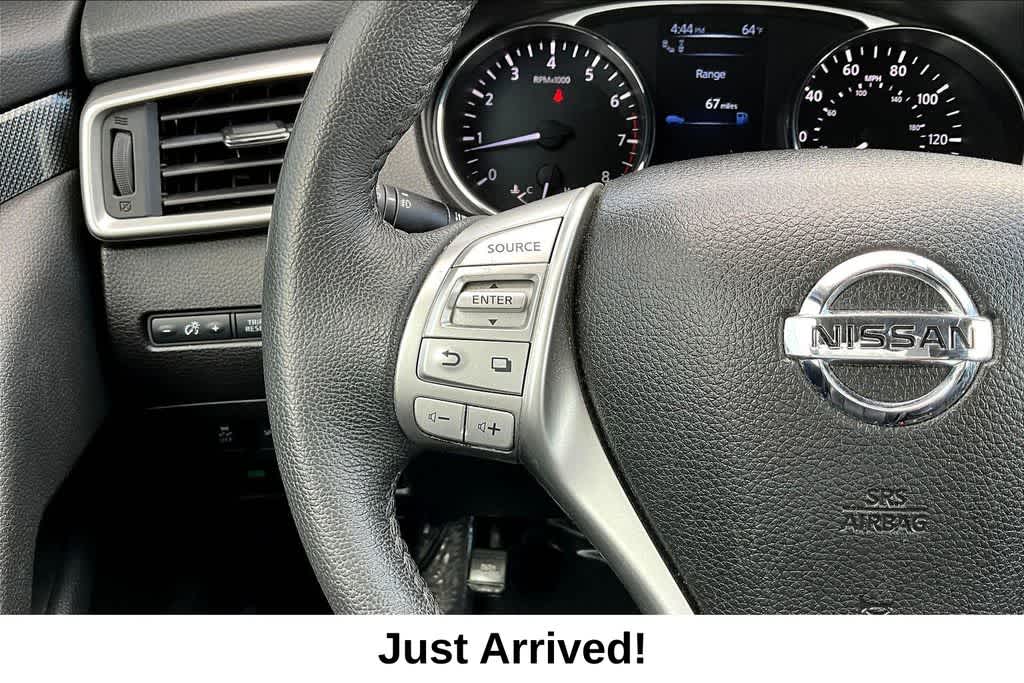 Thumbnail: 2016 Nissan Rogue - 20