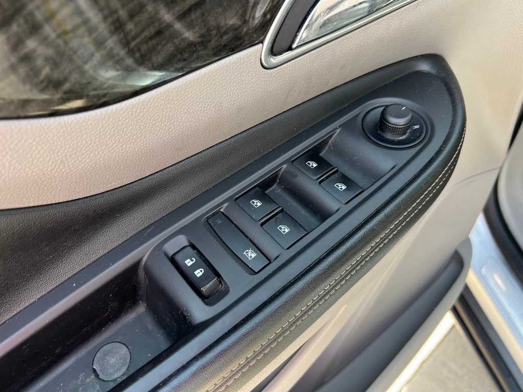 Thumbnail: 2015 Buick Encore - 11