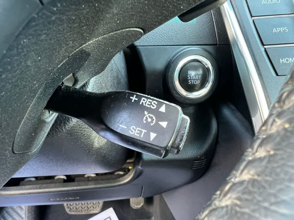 Thumbnail: 2016 Toyota Camry - 30