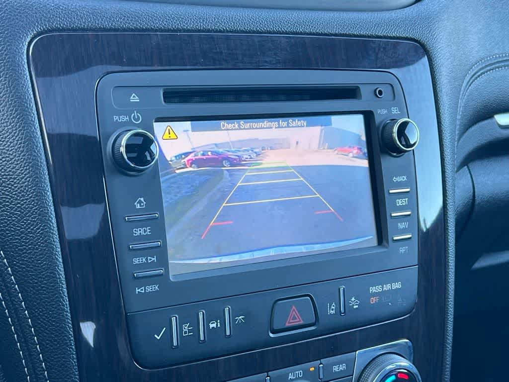 Thumbnail: 2017 Chevrolet Traverse - 33