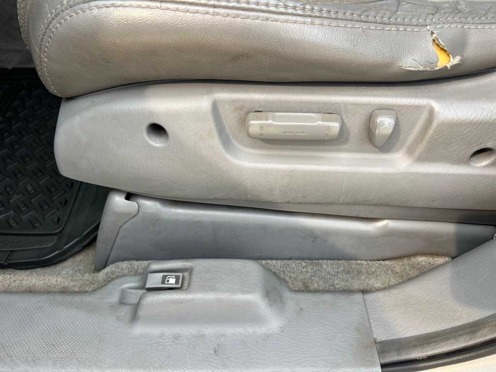 Thumbnail: 2005 Acura MDX - 14