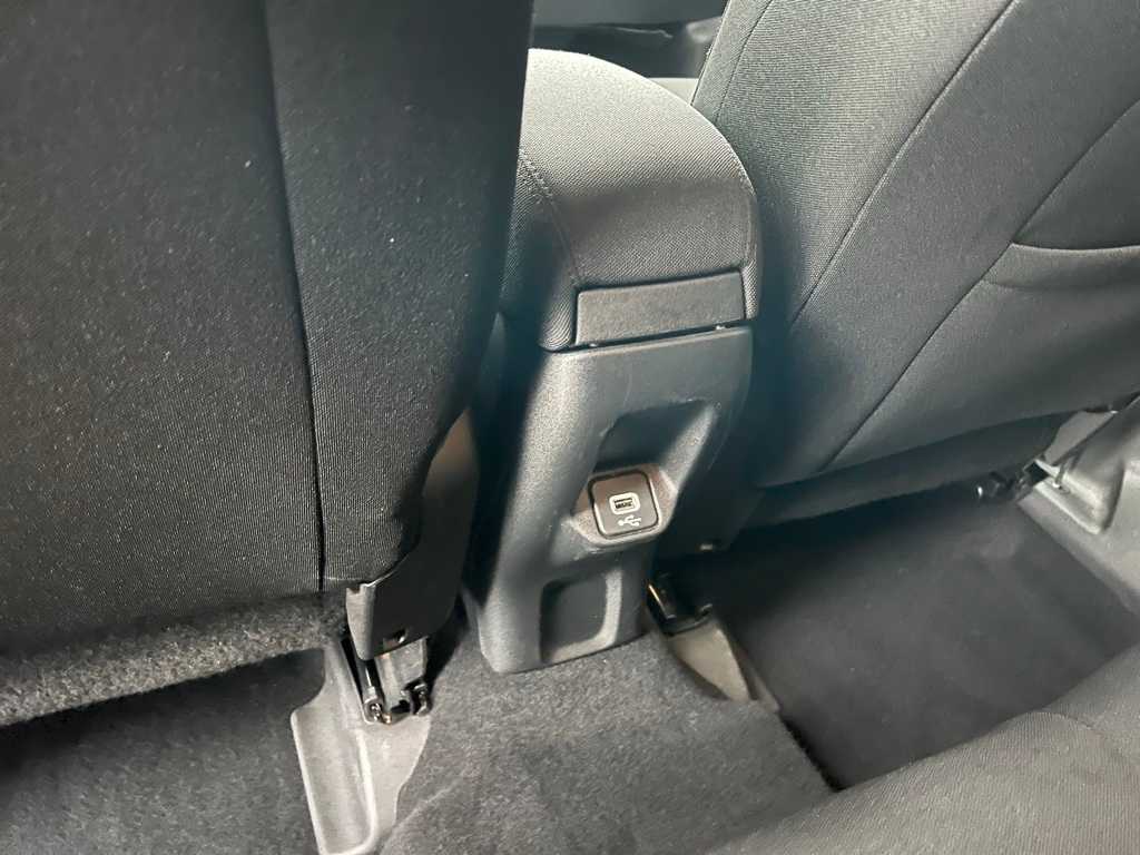 Thumbnail: 2018 Jeep Renegade - 19