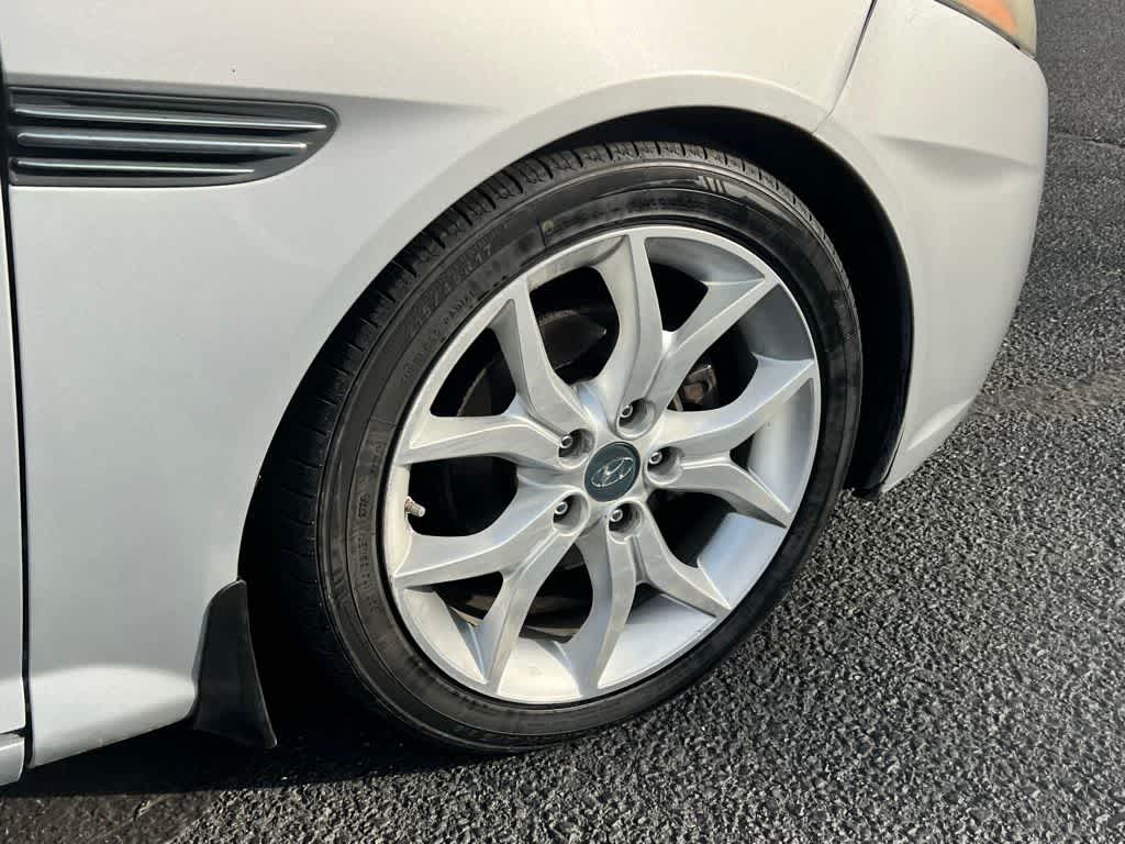 Thumbnail: 2008 Hyundai Tiburon - 14