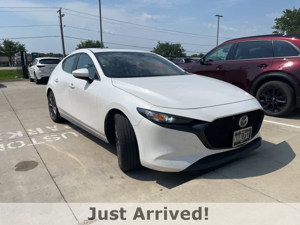 Thumbnail: 2023 Mazda Mazda3 - 2