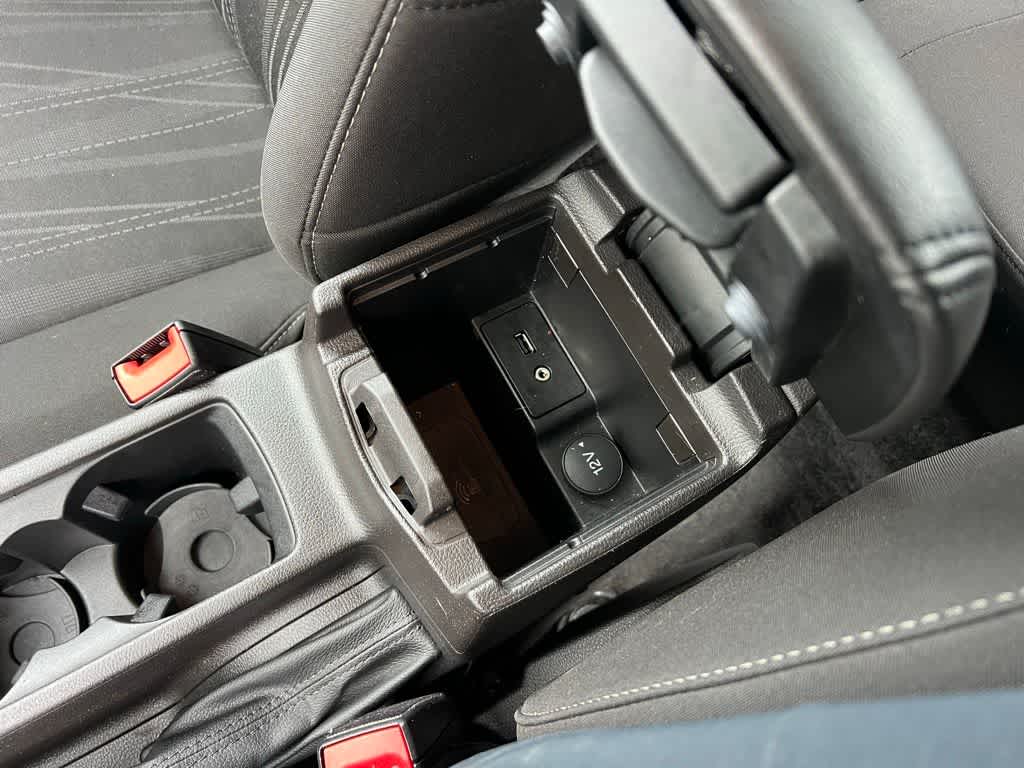 Thumbnail: 2017 Ford Focus - 27