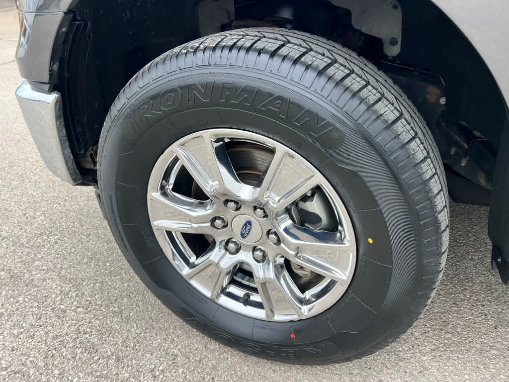 Thumbnail: 2017 Ford F-150 - 11