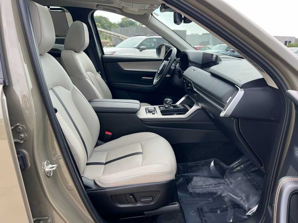 Thumbnail: 2025 Mazda CX-70 - 22