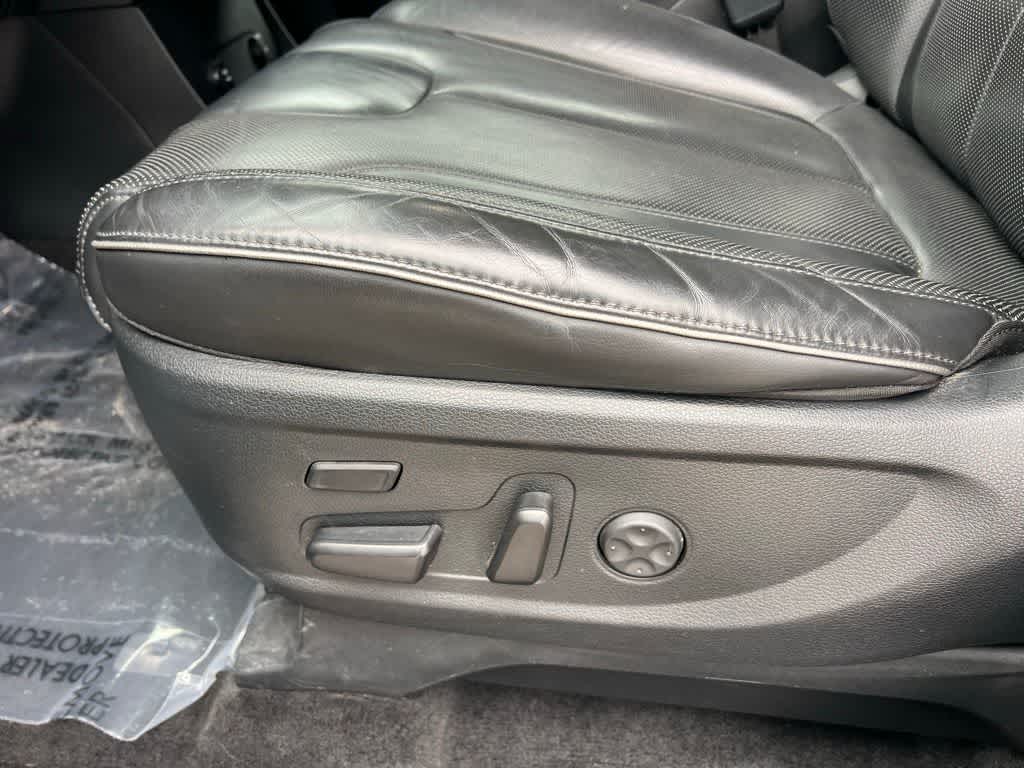 Thumbnail: 2022 Hyundai Palisade - 22