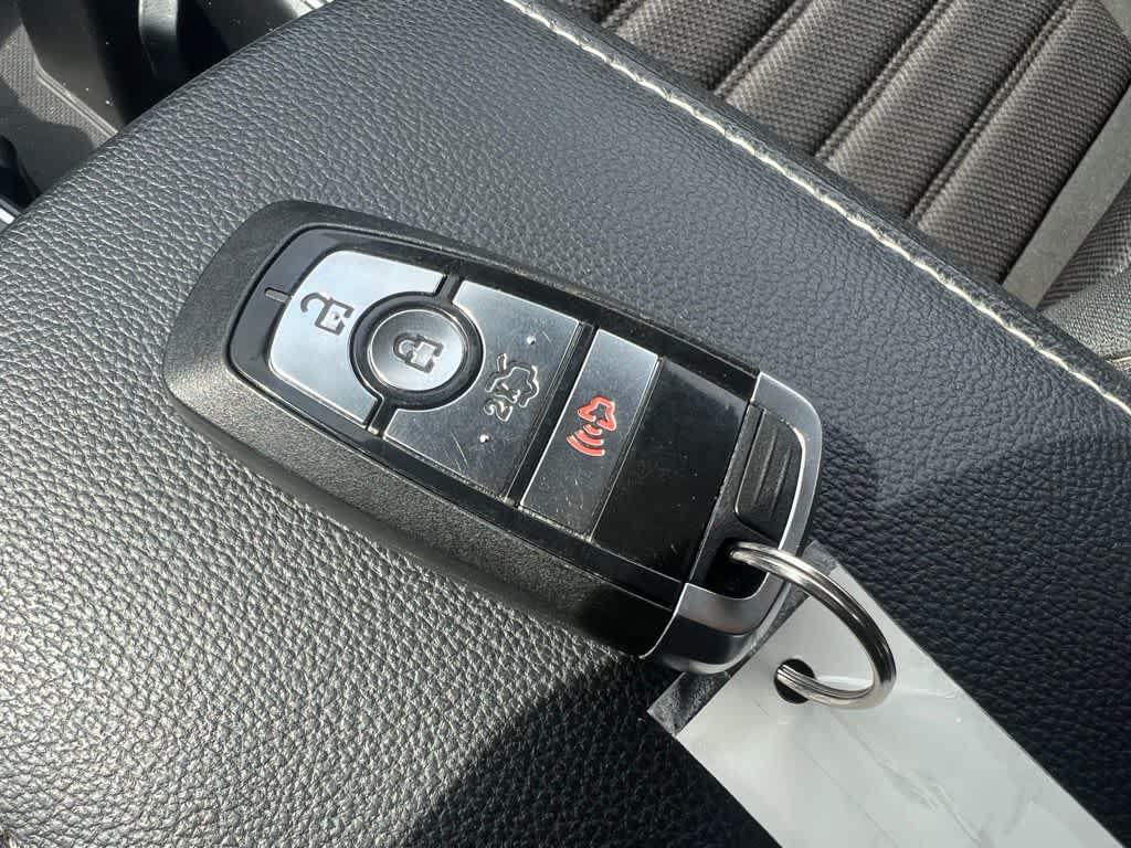 Thumbnail: 2017 Ford Fusion - 29