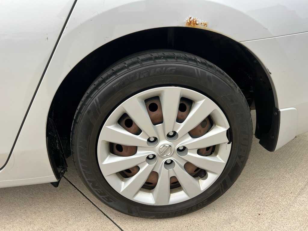 Thumbnail: 2017 Nissan Sentra - 11