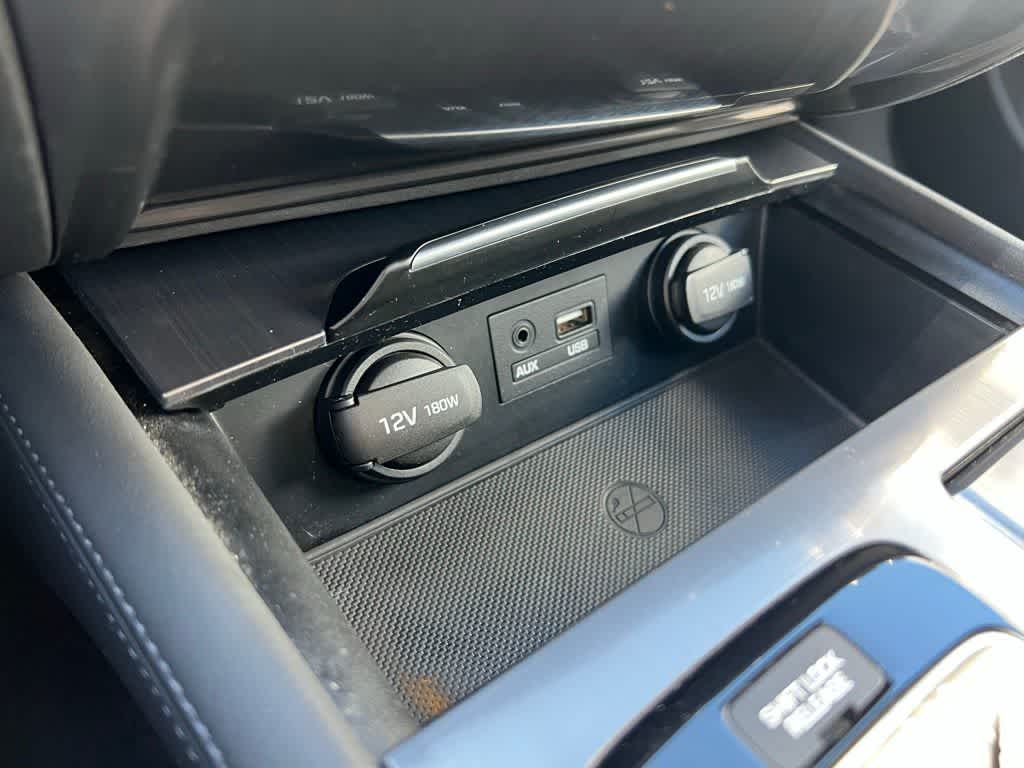 Thumbnail: 2015 Hyundai Genesis - 36