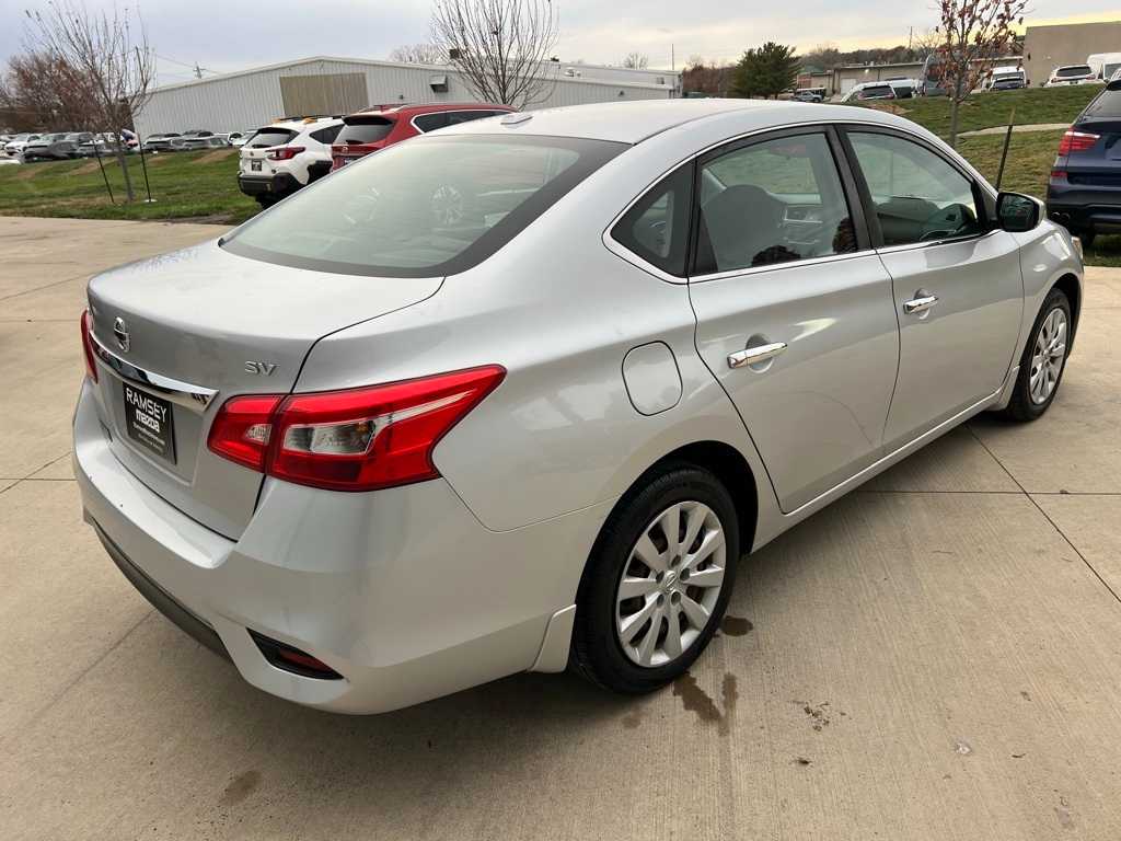 Thumbnail: 2017 Nissan Sentra - 6