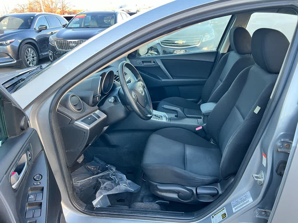 Thumbnail: 2011 Mazda Mazda3 - 15