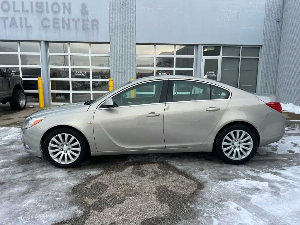 Thumbnail: 2011 Buick Regal - 3