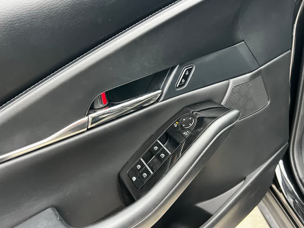 Thumbnail: 2023 Mazda CX-30 - 15