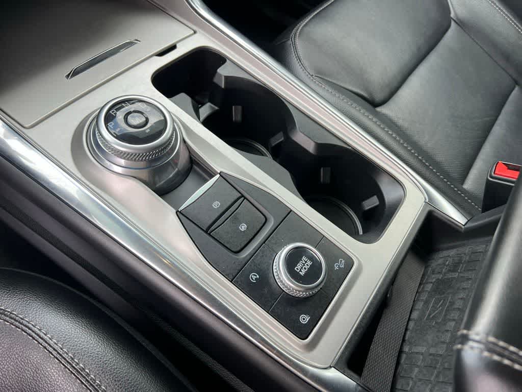 Thumbnail: 2021 Ford Explorer - 34