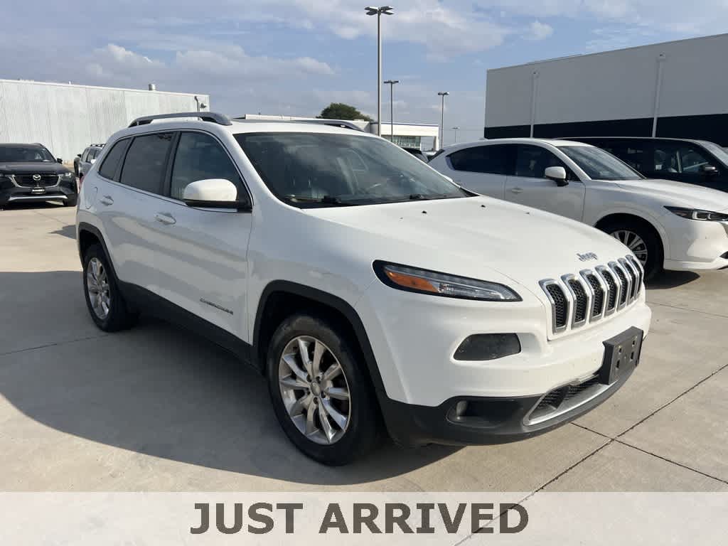 Thumbnail: 2015 Jeep Cherokee - 8