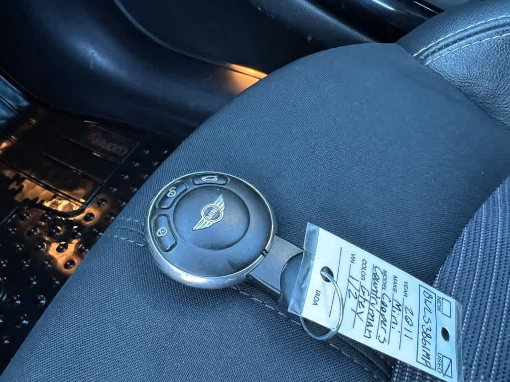 Thumbnail: 2011 MINI Cooper Countryman - 41