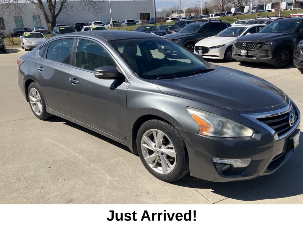 2015 Nissan Altima SL -
                  Urbandale, IA