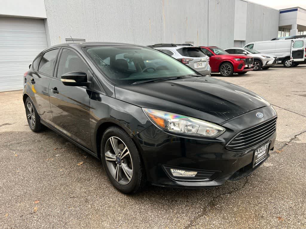 Thumbnail: 2016 Ford Focus - 8