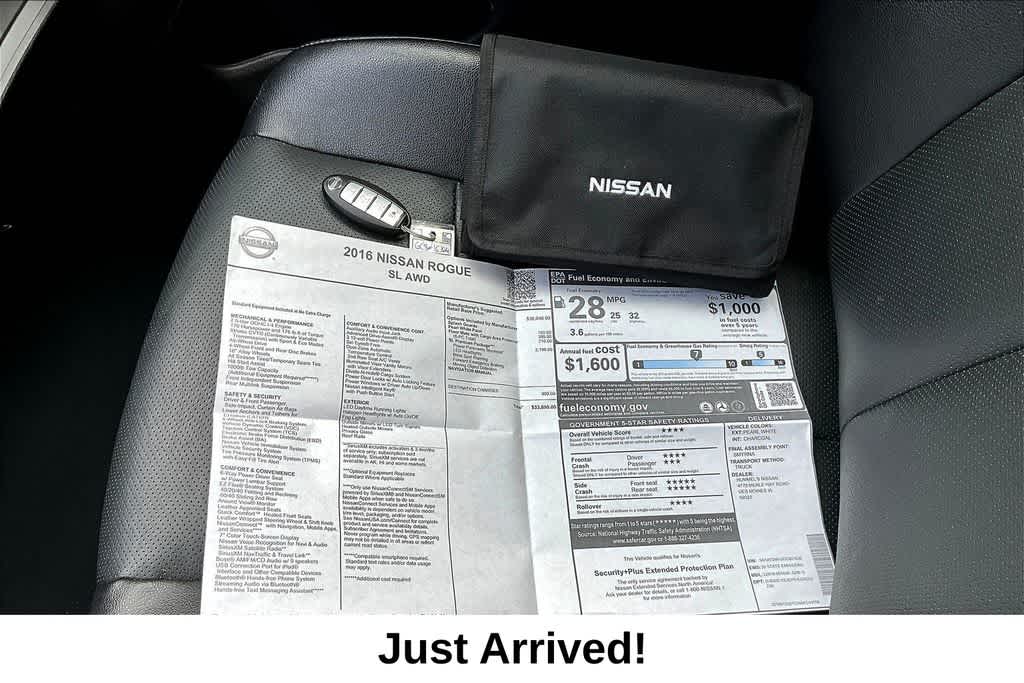 Thumbnail: 2016 Nissan Rogue - 10