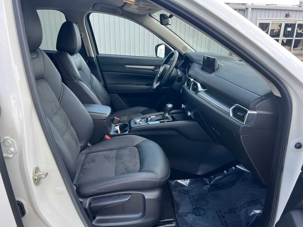Thumbnail: 2020 Mazda CX-5 - 17