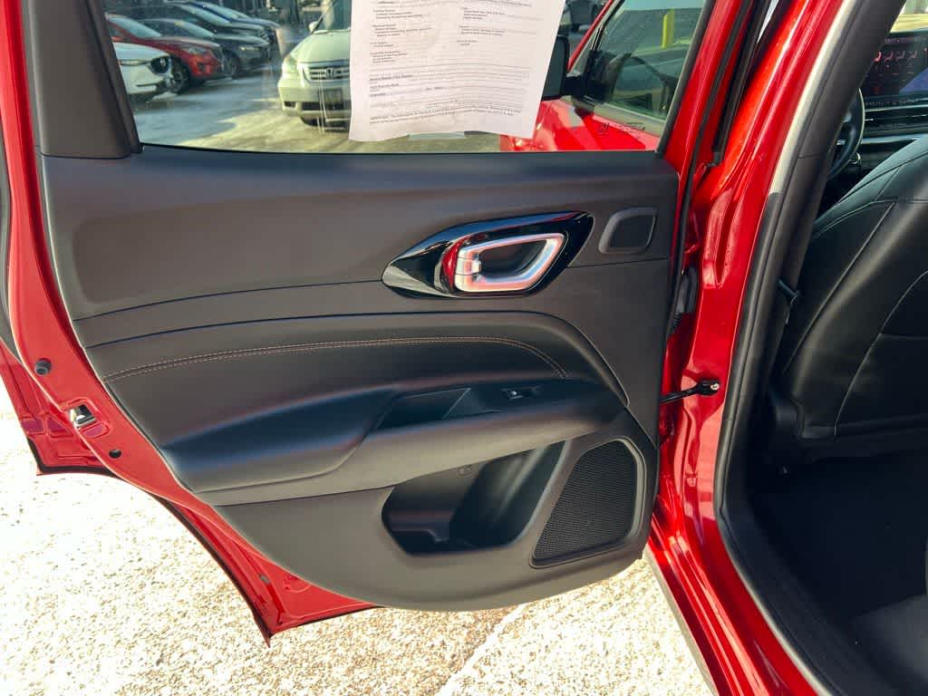 Thumbnail: 2022 Jeep Compass - 20