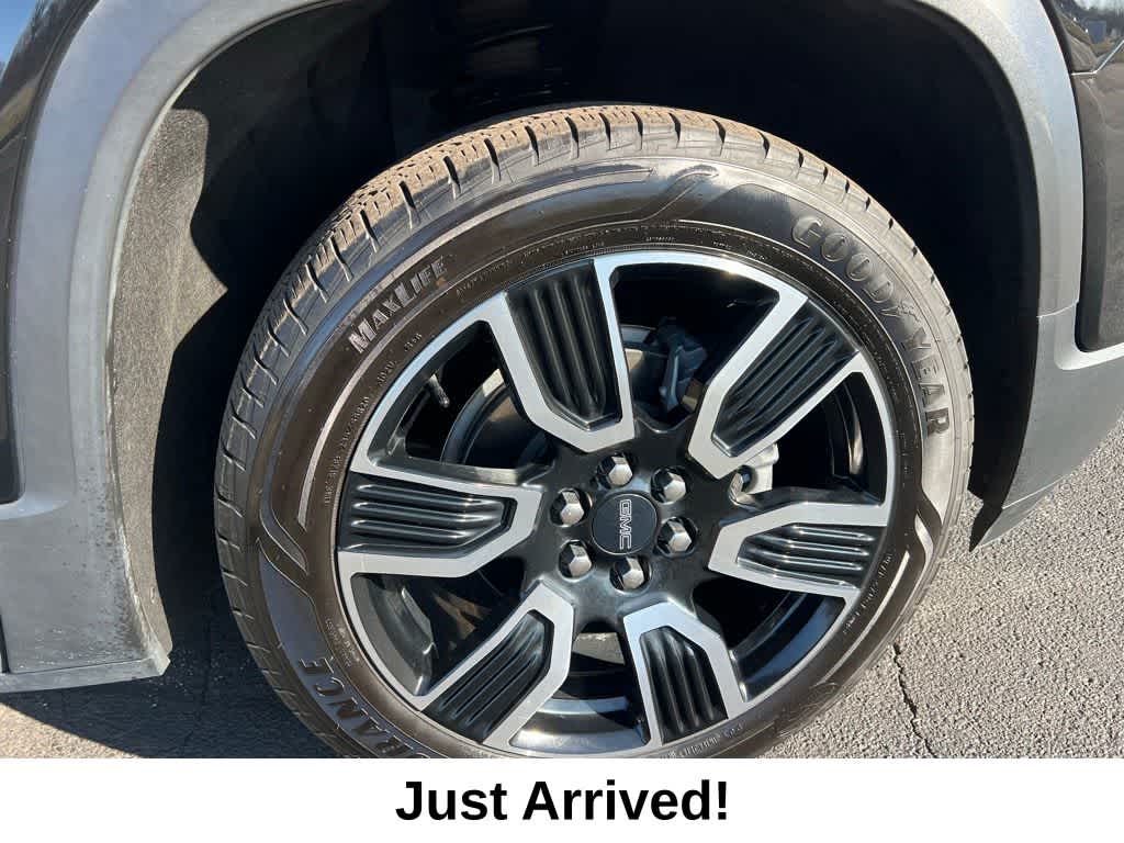 Thumbnail: 2021 GMC Acadia - 13