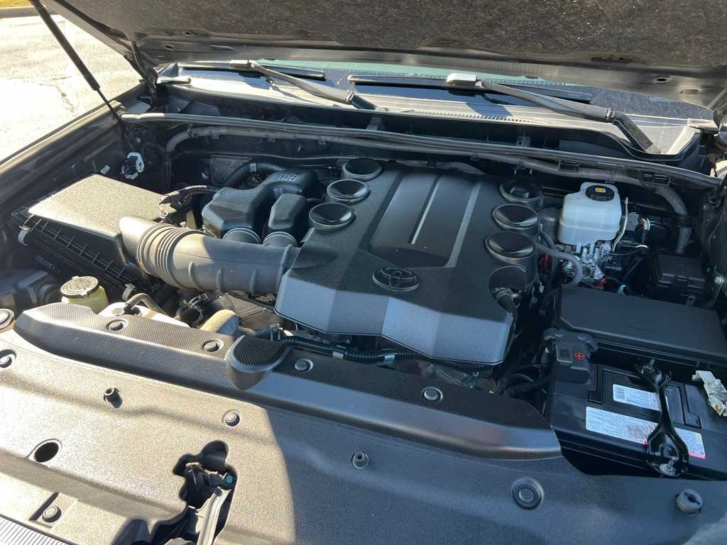 Thumbnail: 2020 Toyota 4Runner - 12