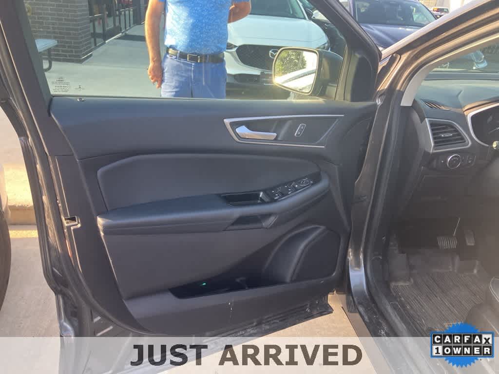 2019 Ford Edge SEL 9