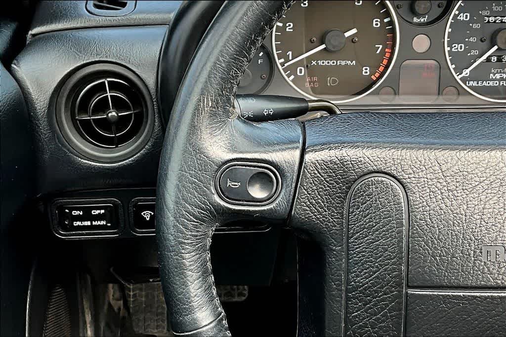 Thumbnail: 1992 Mazda MX-5 Miata - 19